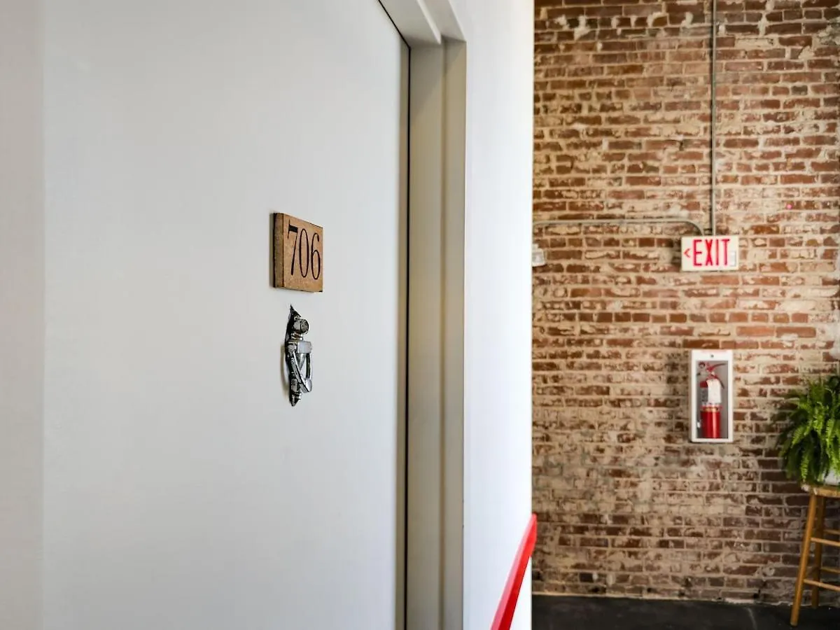 Апартаменты The Downtown Urban Loft Мемфис